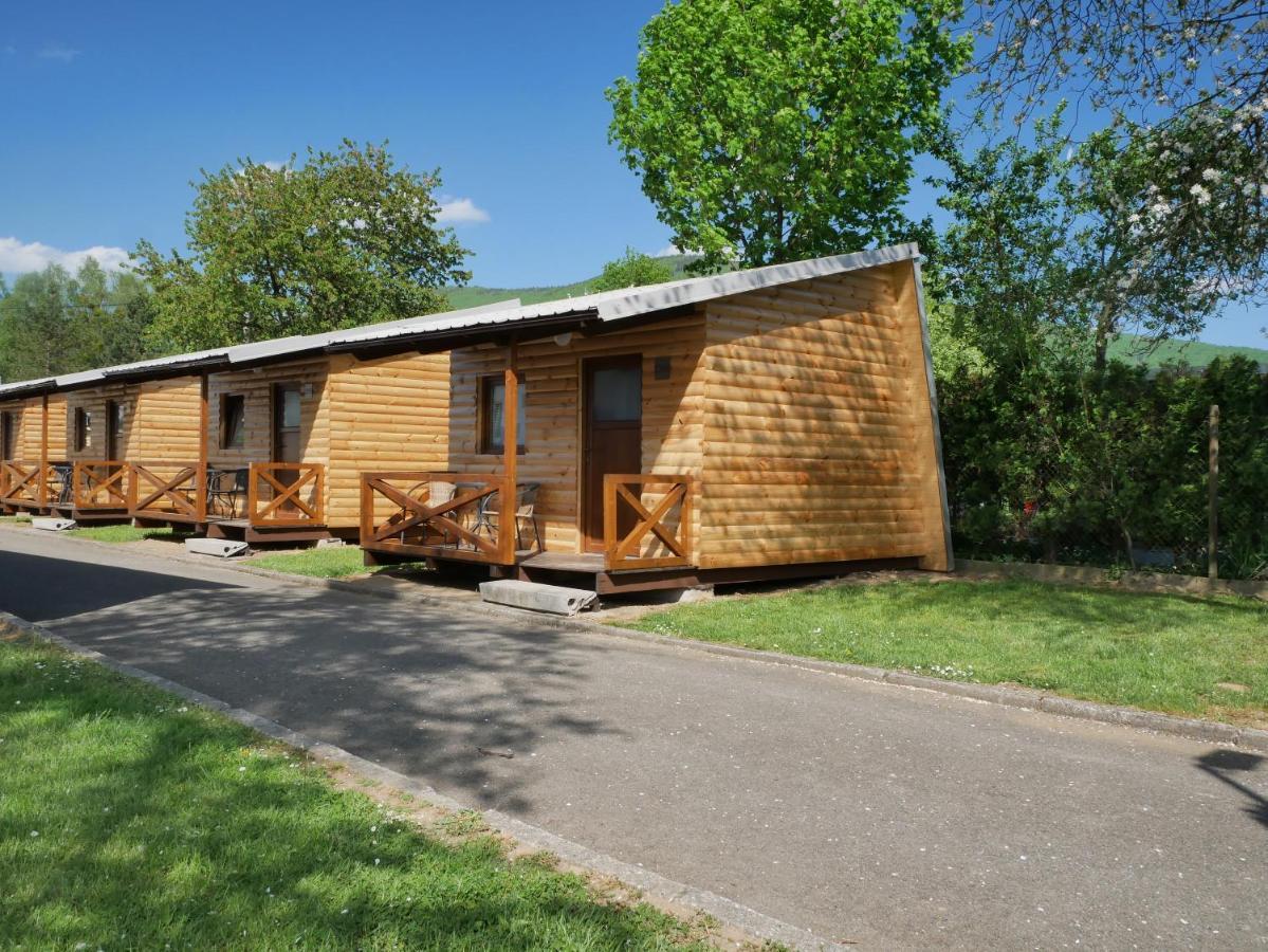 Camping Roznov Rožnov pod Radhoštěm Екстериор снимка