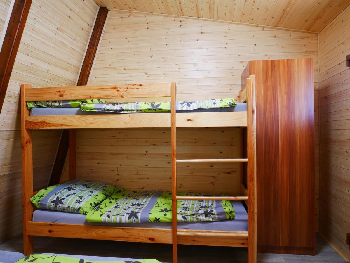 Camping Roznov Rožnov pod Radhoštěm Екстериор снимка