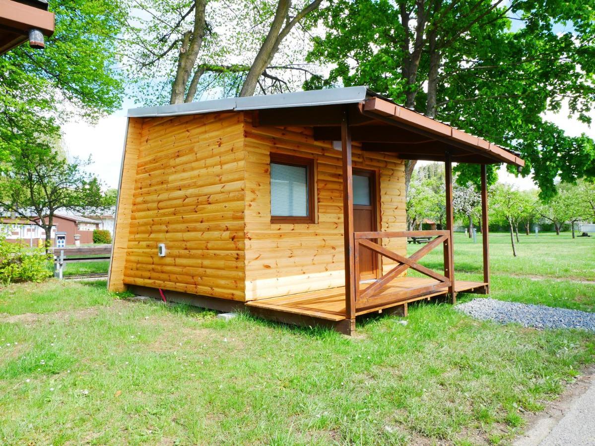 Camping Roznov Rožnov pod Radhoštěm Екстериор снимка