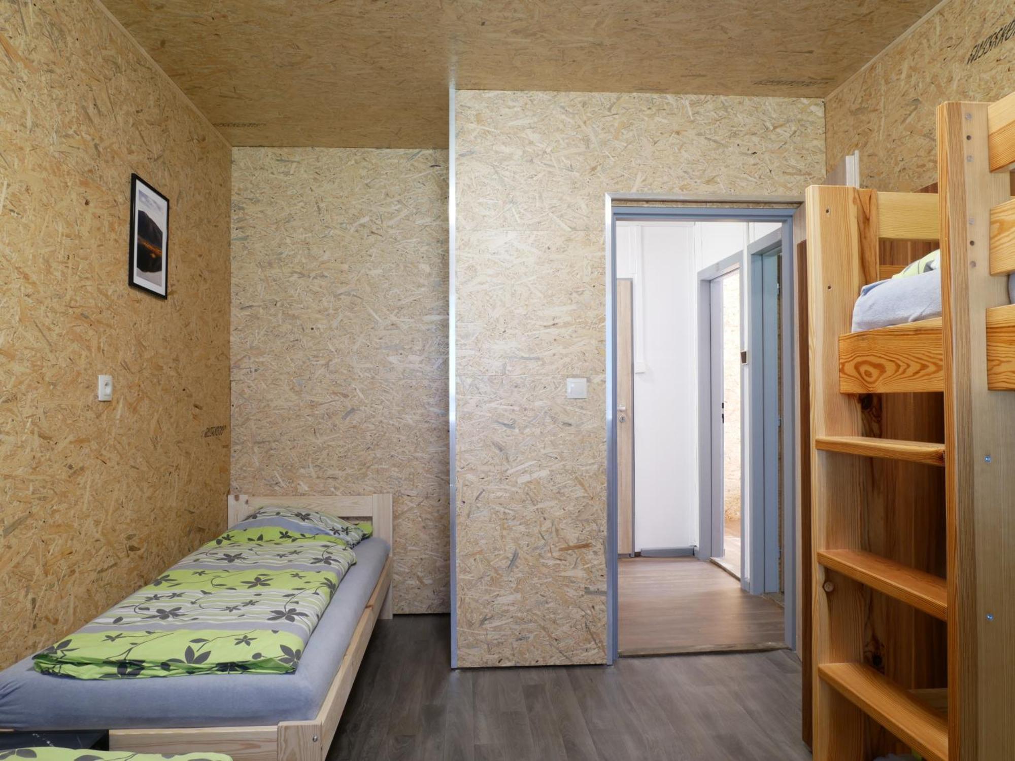 Camping Roznov Rožnov pod Radhoštěm Екстериор снимка