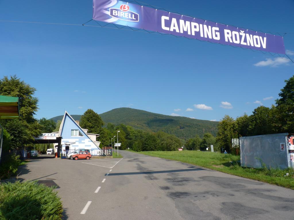 Camping Roznov Rožnov pod Radhoštěm Екстериор снимка