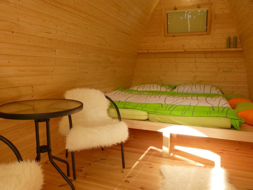 Camping Roznov Rožnov pod Radhoštěm Екстериор снимка